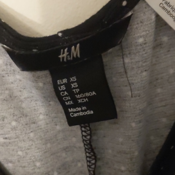 H&M Black Dress with White Polka Dots - Picture 4 of 4